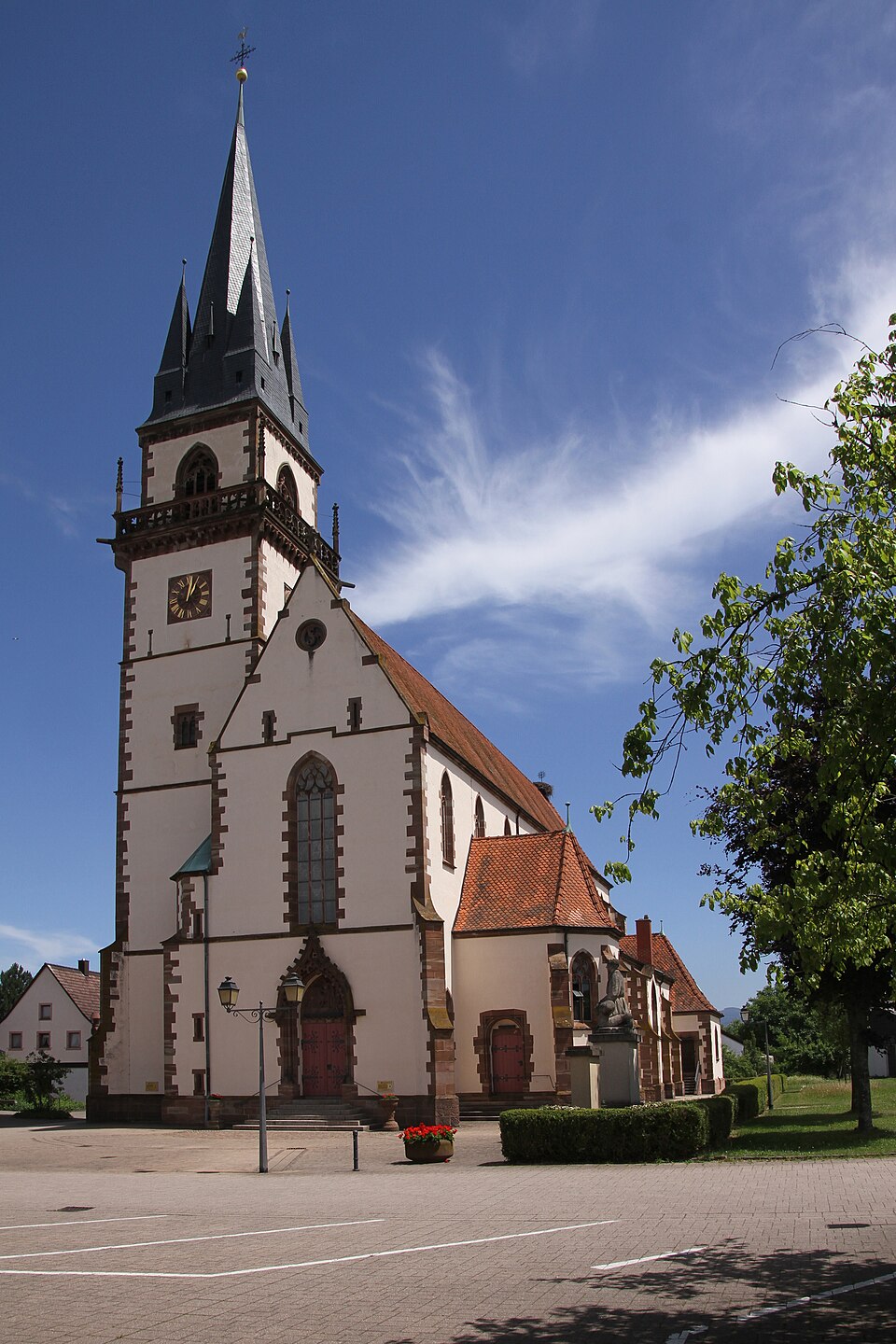 Umzug von Achern nach Zypern per Palette: Grossweier-St SW-gje in Achern – Foto: Gerd Eichmann, CC BY-SA 4.0, via Wikimedia Commons Umzug von Achern nach Zypern per Palette: Grossweier-St SW-gje in Achern