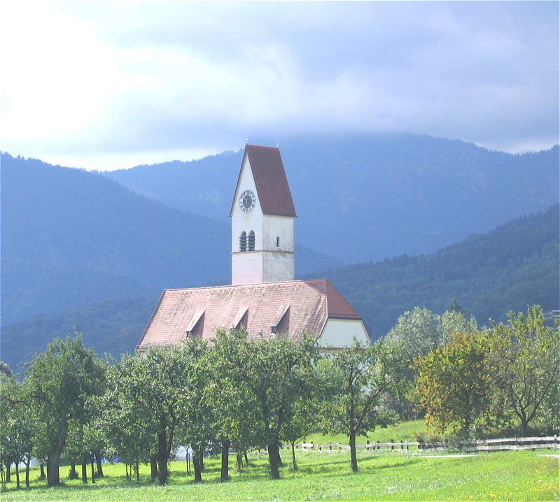 Umzug von Bad Feilnbach nach Zypern per Container: Lippertskirchen bei Bad – Foto: Rufus46, CC BY-SA 3.0, via Wikimedia Commons Umzug von Bad Feilnbach nach Zypern per Container: Lippertskirchen bei Bad