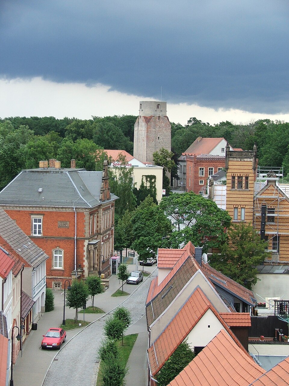 Umzug von Bad Liebenwerda nach Zypern per Container: Schlossstrasse bad Liebenwerda – Foto: LutzBruno, Public domain, via Wikimedia Commons Umzug von Bad Liebenwerda nach Zypern per Container: Schlossstrasse bad Liebenwerda