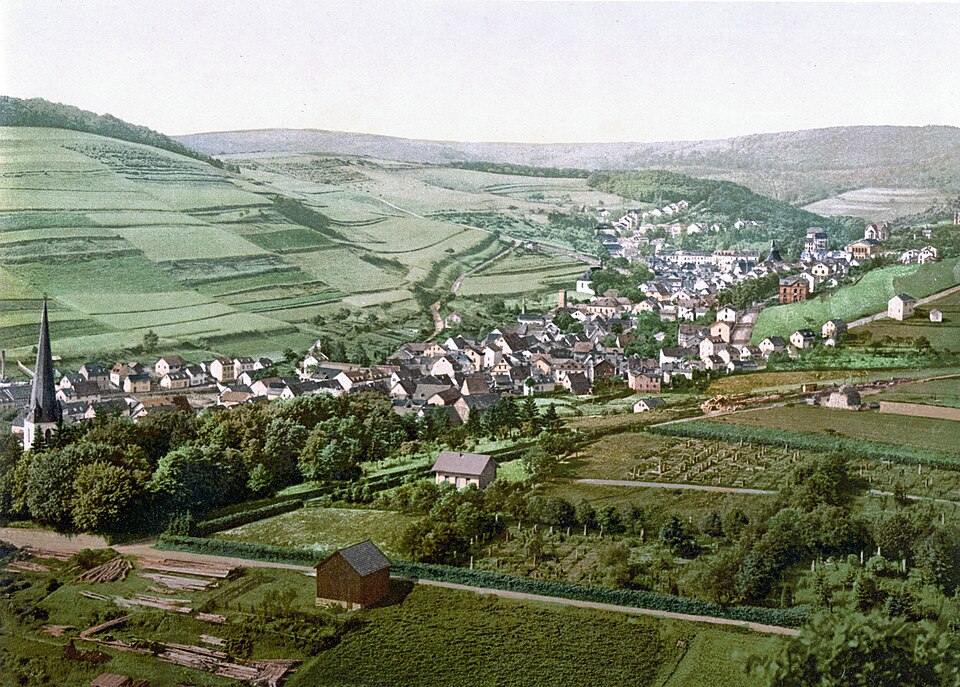 Umzug von Bad Schwalbach nach Zypern per Container: Bad Langenschwalbach in Bad Schwalbach – Foto: Unknown authorUnknown author, Public domain, via Wikimedia Commons Umzug von Bad Schwalbach nach Zypern per Container: Bad Langenschwalbach in Bad Schwalbach