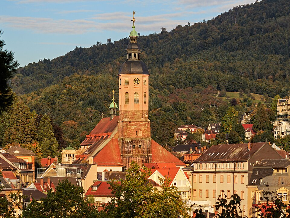 Umzug von Baden-Baden nach Zypern per Container: Baden-Baden Stiftskirche