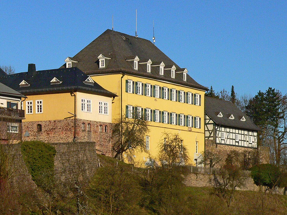 Umzug von Battenberg nach Zypern per Container: Stadtansicht Battenberg – Foto: Presse03, CC BY-SA 3.0, via Wikimedia Commons Umzug von Battenberg nach Zypern per Container: Stadtansicht Battenberg