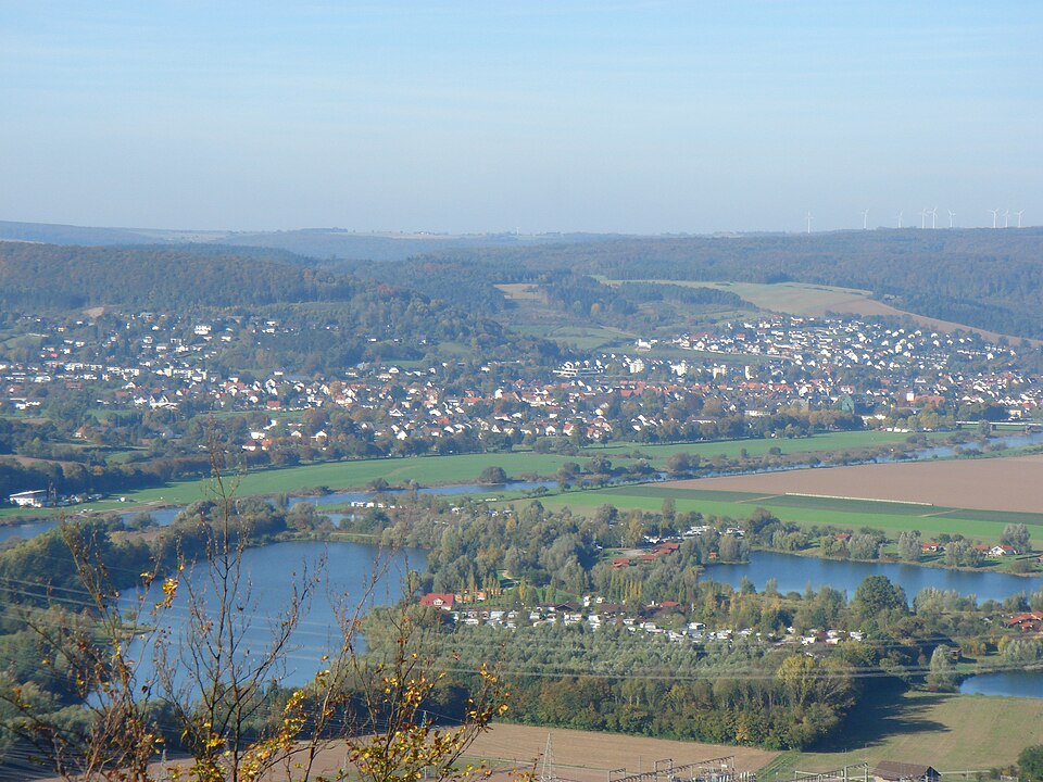 Umzug von Beverungen nach Zypern per Container: Beverungen Weserbergland – Foto: Theonly1, CC BY-SA 3.0, via Wikimedia Commons Umzug von Beverungen nach Zypern per Container: Beverungen Weserbergland