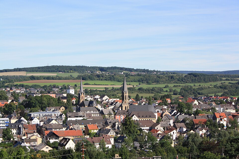 Umzug von Birkenfeld (Baden-Württemberg) nach Zypern per Container: Birkenfeld nahe vom burgberg in Birkenfeld (Baden-Württem – Foto: Blueduck4711, CC BY-SA 3.0, via Wikimedia Commons Umzug von Birkenfeld (Baden-Württemberg) nach Zypern per Container: Birkenfeld nahe vom burgberg in Birkenfeld (Baden-Württem