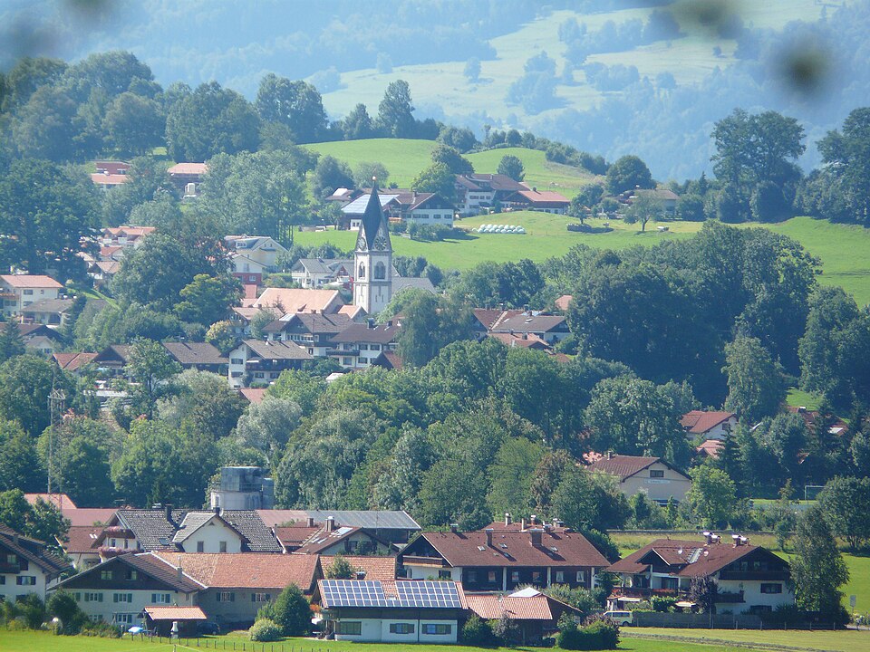 Umzug von Blaichach nach Zypern per Container: Burgberg, Ruine Burgberg in Blaichach