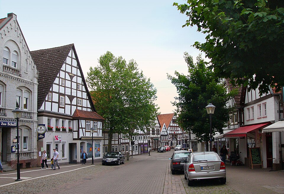 Umzug von Blomberg nach Zypern per Container: Stadtansicht Blomberg