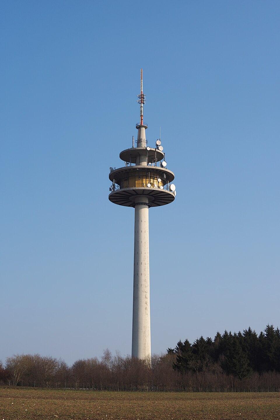 Umzug von Böhmenkirch nach Zypern per Container: Fernmeldeturm Schnittlingen in Böhmenkirch