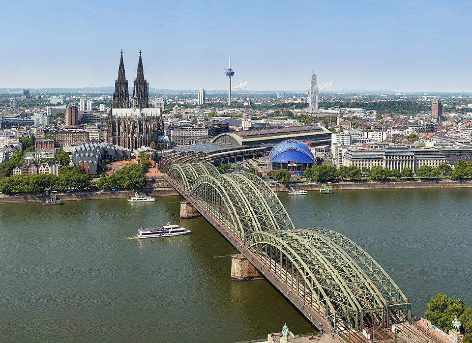Umzug von Bornheim nach Zypern per Container: Stadtbild Köln in Bornheim – Foto: Thomas Wolf, www.foto-tw.de, CC BY-SA 3.0 de, via Wikimedia Commons Umzug von Bornheim nach Zypern per Container: Stadtbild Köln in Bornheim