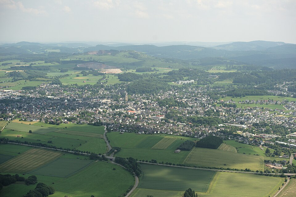 Umzug von Brilon nach Zypern per Palette: Brilon Sauerland-Ost – Foto: Michael Kramer, CC BY-SA 3.0, via Wikimedia Commons Umzug von Brilon nach Zypern per Palette: Brilon Sauerland-Ost