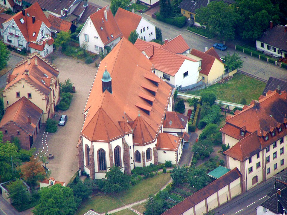 Umzug von Durmersheim nach Zypern per Container: Kloster Maria Bickesheim in Durmersheim – Foto: Gerhard Alberts, CC BY 2.5, via Wikimedia Commons Umzug von Durmersheim nach Zypern per Container: Kloster Maria Bickesheim in Durmersheim