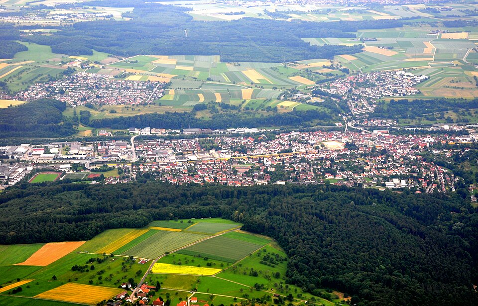 Umzug von Ebersbach an der Fils nach Zypern per Palette: Ebersbach an der Fils Luftbild