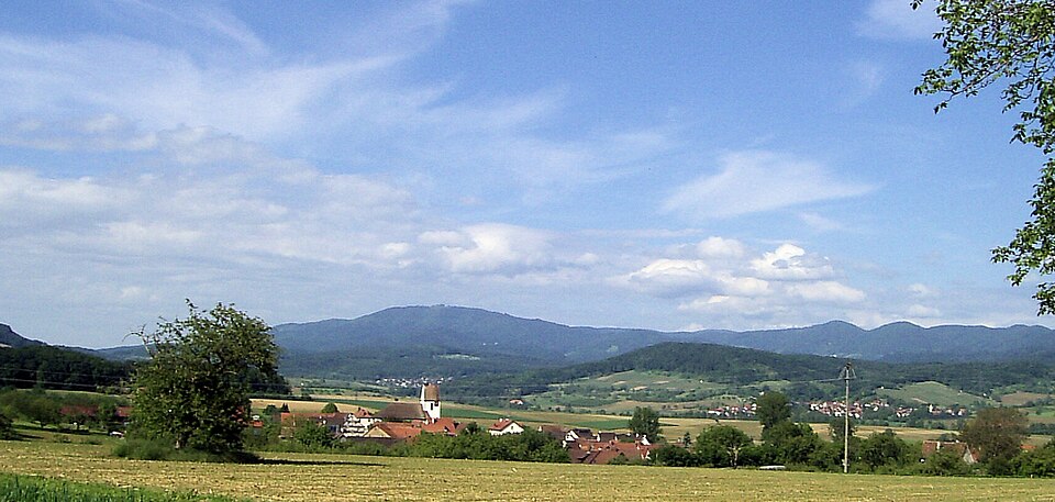 Umzug von Efringen-Kirchen nach Zypern per Container: Stadtansicht Efringen-Kirchen – Foto: Rauenstein, CC BY-SA 3.0, via Wikimedia Commons Umzug von Efringen-Kirchen nach Zypern per Container: Stadtansicht Efringen-Kirchen