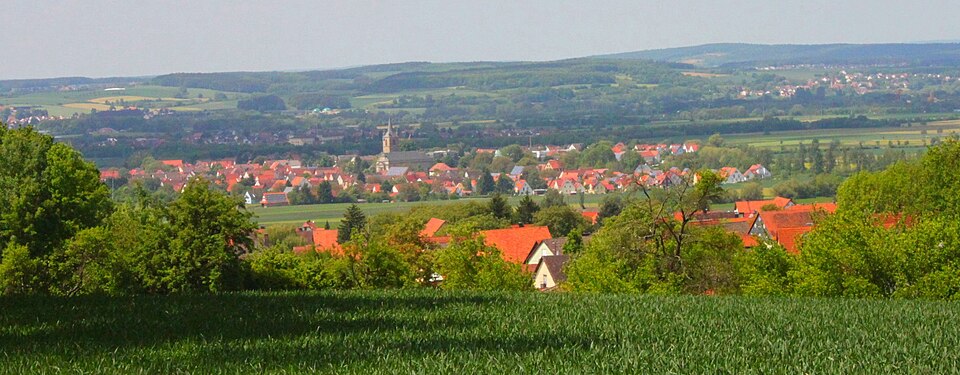Umzug von Eggolsheim nach Zypern per Container: Eggolsheim Überblick – Foto: Benreis, CC BY-SA 3.0, via Wikimedia Commons Umzug von Eggolsheim nach Zypern per Container: Eggolsheim Überblick