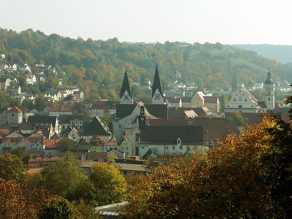 Umzug von Eichstätt nach Zypern per Container: Stadtansicht Eichstätt – Foto: Martin Geisler, CC BY-SA 3.0, via Wikimedia Commons Umzug von Eichstätt nach Zypern per Container: Stadtansicht Eichstätt