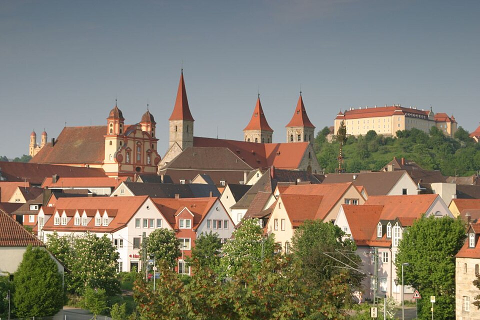 Umzug von Ellwangen (Jagst) nach Zypern per Container: Ellwangen Stadtansicht in Ellwangen (Jagst) – Foto: Moggosaurier, Public domain, via Wikimedia Commons Umzug von Ellwangen (Jagst) nach Zypern per Container: Ellwangen Stadtansicht in Ellwangen (Jagst)