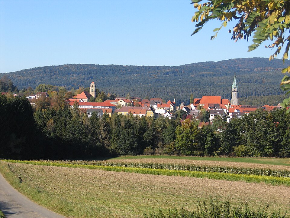 Umzug von Erbendorf nach Zypern per Container: Erbendorf von Hauxdorf