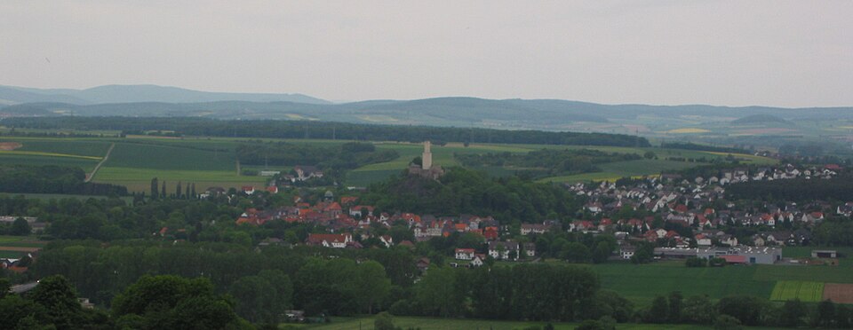 Umzug von Felsberg nach Zypern per Container: Felsberg (Hessen) – Foto: Magnus Manske, CC BY-SA 3.0, via Wikimedia Commons Umzug von Felsberg nach Zypern per Container: Felsberg (Hessen)