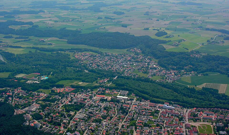Umzug von Garching an der Alz nach Zypern per Container: Aerials Bavaria Garching an der Alz