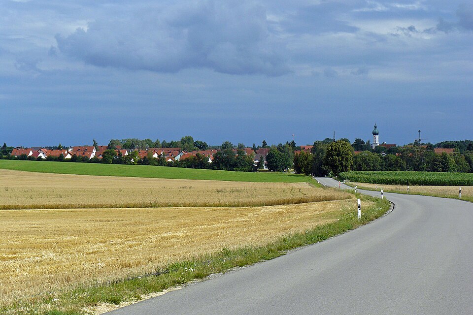 Umzug von Geltendorf nach Zypern per Container: Stadtansicht Geltendorf – Foto: SPBer, CC BY-SA 3.0, via Wikimedia Commons Umzug von Geltendorf nach Zypern per Container: Stadtansicht Geltendorf