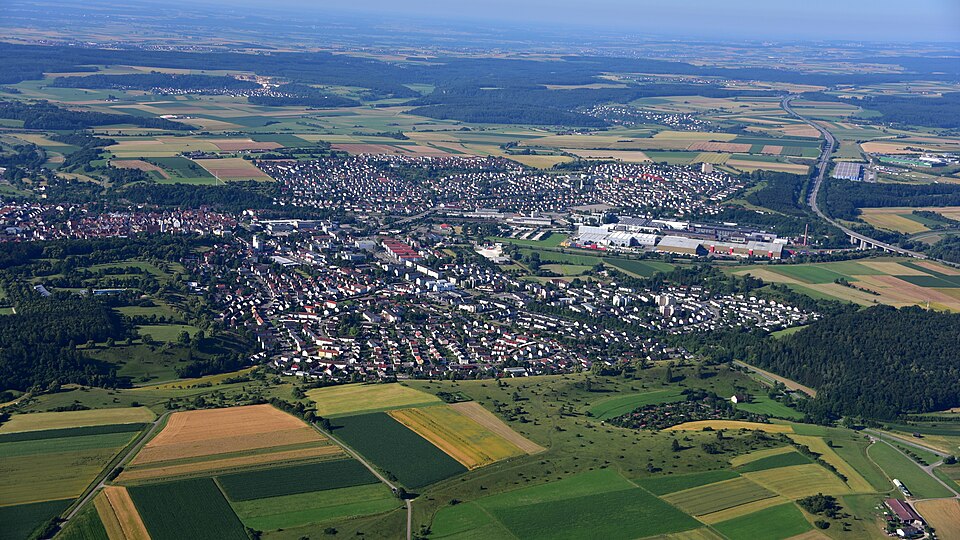 Umzug von Giengen an der Brenz nach Zypern per Container: Stadtansicht Giengen an der Brenz – Foto: Wolkenkratzer, CC BY-SA 4.0, via Wikimedia Commons Umzug von Giengen an der Brenz nach Zypern per Container: Stadtansicht Giengen an der Brenz