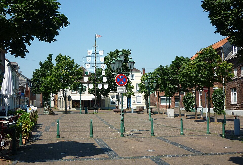 Umzug von Grefrath nach Zypern per Container: Grefrath, Markt