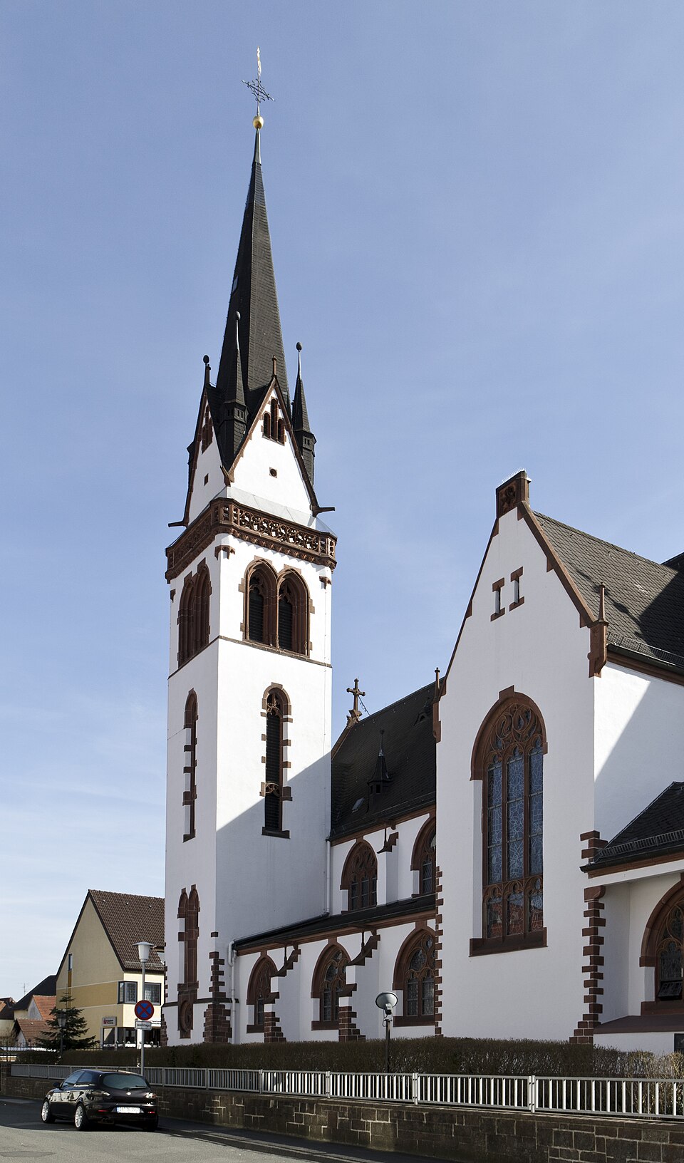 Umzug von Groß-Zimmern nach Zypern per Container: Groß-Zimmern St. Bartholomäus – Foto: Rudolf Stricker, Attribution, via Wikimedia Commons Umzug von Groß-Zimmern nach Zypern per Container: Groß-Zimmern St. Bartholomäus