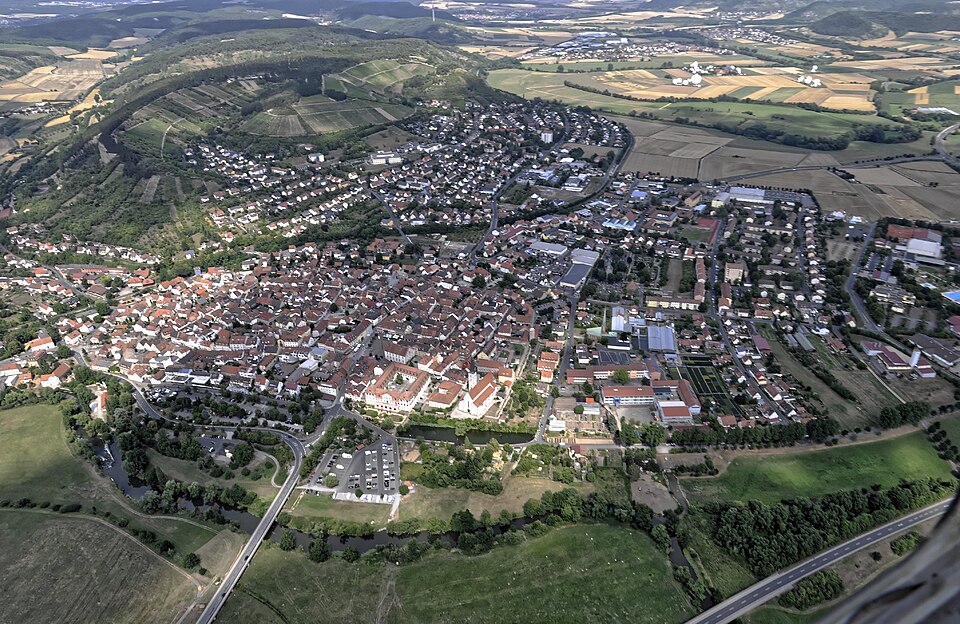 Umzug von Hammelburg nach Zypern per Container: Flug -Nordholz-Hammelburg by-RaBoe – Foto: © Ra Boe / Wikipedia, CC BY-SA 3.0 de, via Wikimedia Commons Umzug von Hammelburg nach Zypern per Container: Flug -Nordholz-Hammelburg by-RaBoe