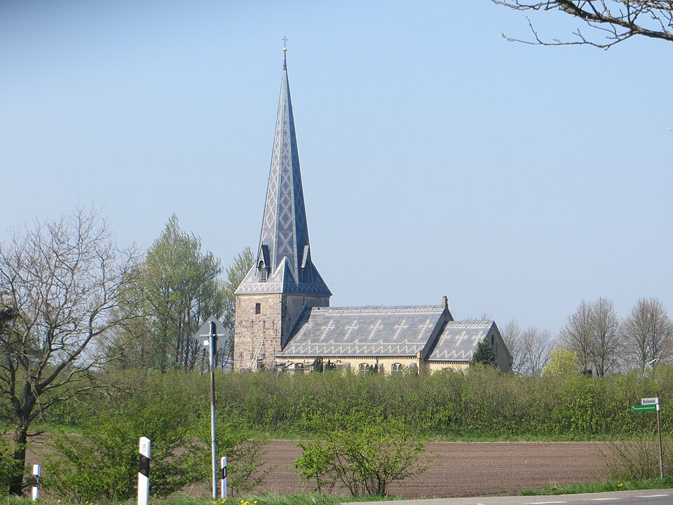 Umzug von Handewitt nach Zypern per Container: Kirche Handewitt – Foto: Marseille77, CC BY-SA 4.0, via Wikimedia Commons Umzug von Handewitt nach Zypern per Container: Kirche Handewitt