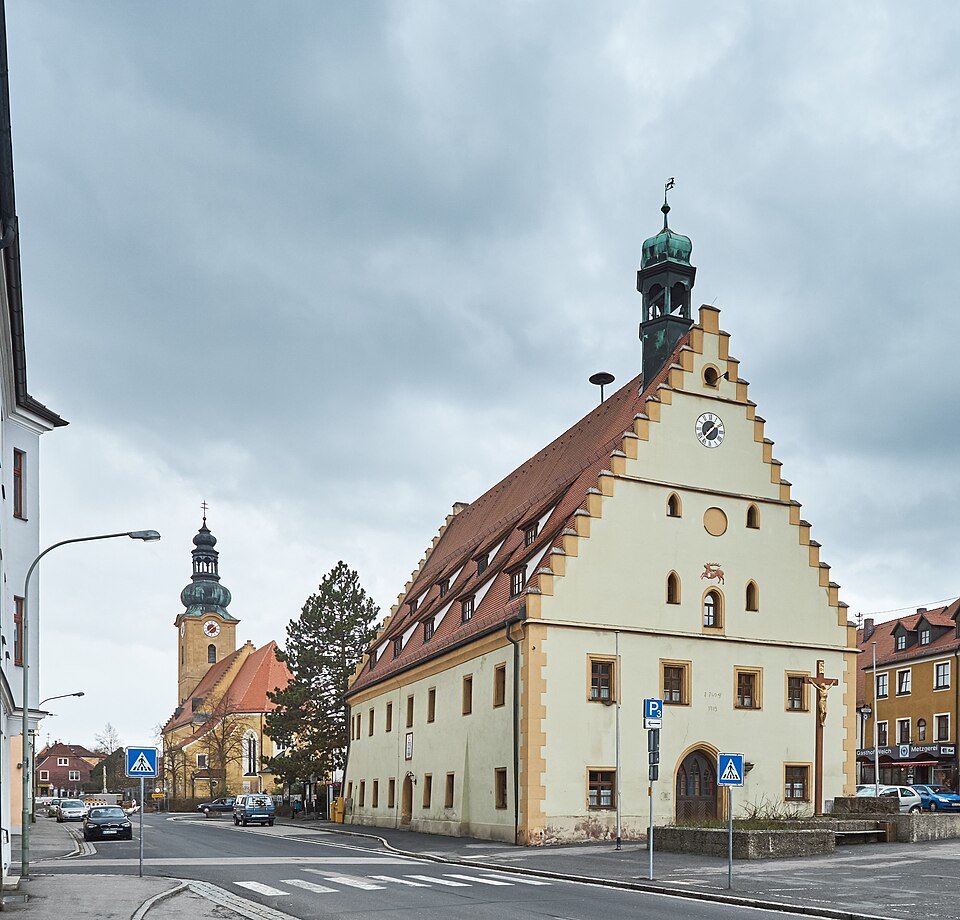 Umzug von Hirschau nach Zypern per Container: Stadtansicht Hirschau – Foto: Dietrich Krieger, CC BY-SA 3.0, via Wikimedia Commons Umzug von Hirschau nach Zypern per Container: Stadtansicht Hirschau