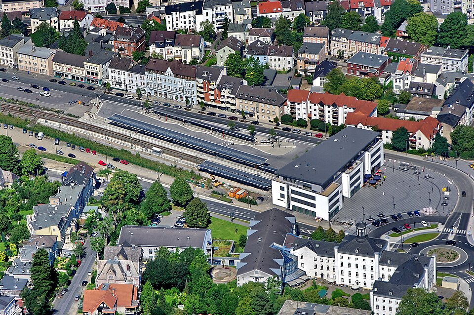 Umzug von Iserlohn nach Zypern per Container: Iserlohn-Stadtbahnhof – Foto: Dr.G.Schmitz, CC BY-SA 3.0, via Wikimedia Commons Umzug von Iserlohn nach Zypern per Container: Iserlohn-Stadtbahnhof