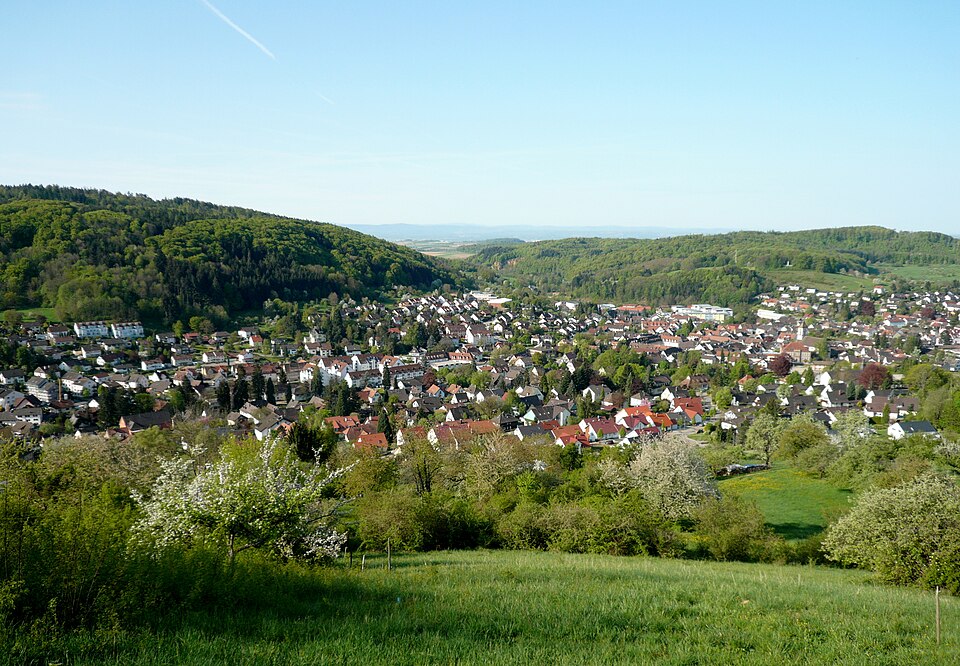 Umzug von Kandern nach Zypern per Container: Stadtansicht Kandern – Foto: Ramessos, Public domain, via Wikimedia Commons Umzug von Kandern nach Zypern per Container: Stadtansicht Kandern