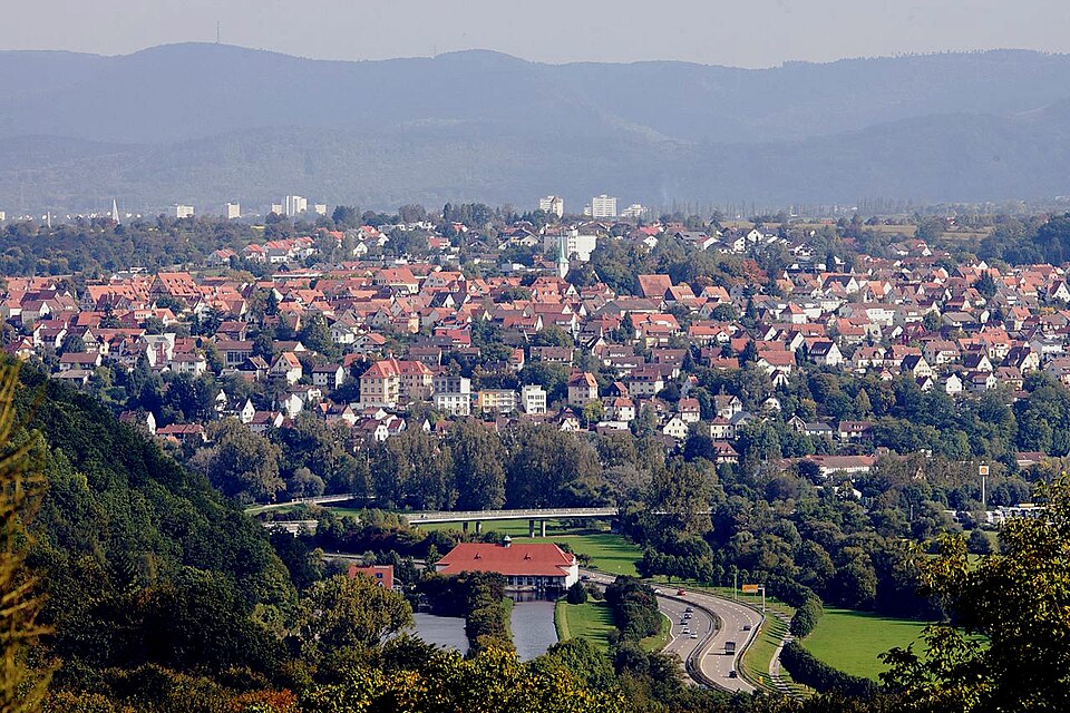 Umzug von Kirchentellinsfurt nach Zypern per Container: Kirchentellinsfurt Sicht von Pfrondorf