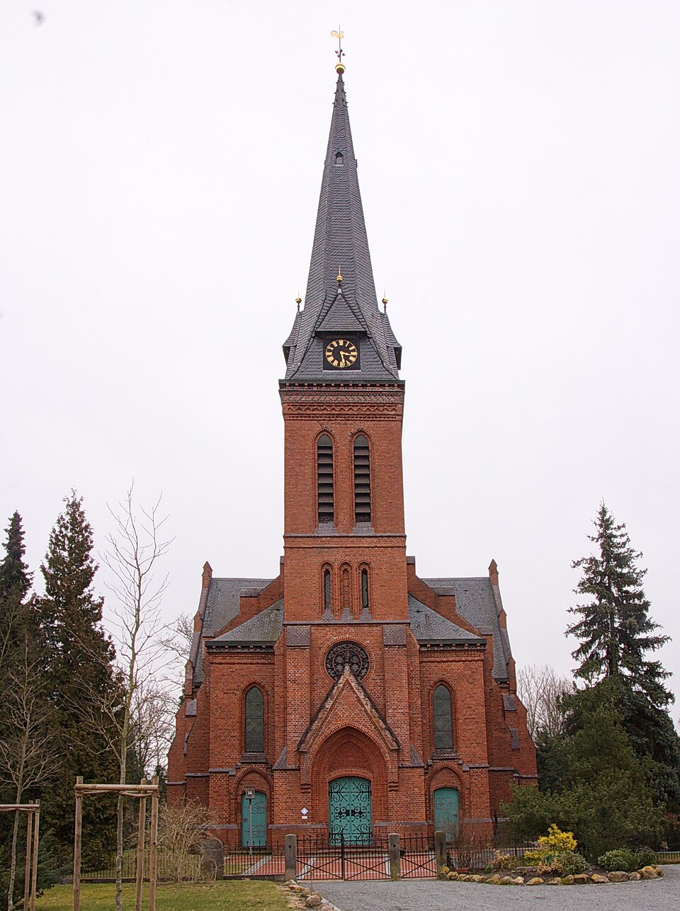 Umzug von Kirchlinteln nach Zypern per Container: St.-Jakobii-Kirche n Wittlohe (Kirchlinteln) IMG – Foto: Losch, CC BY-SA 4.0, via Wikimedia Commons Umzug von Kirchlinteln nach Zypern per Container: St.-Jakobii-Kirche n Wittlohe (Kirchlinteln) IMG