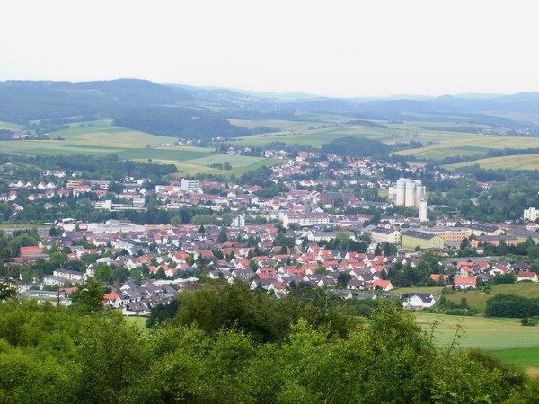 Umzug von Lebach nach Zypern per Container: Stadtansicht Lebach – Foto: Januschkka, Public domain, via Wikimedia Commons Umzug von Lebach nach Zypern per Container: Stadtansicht Lebach
