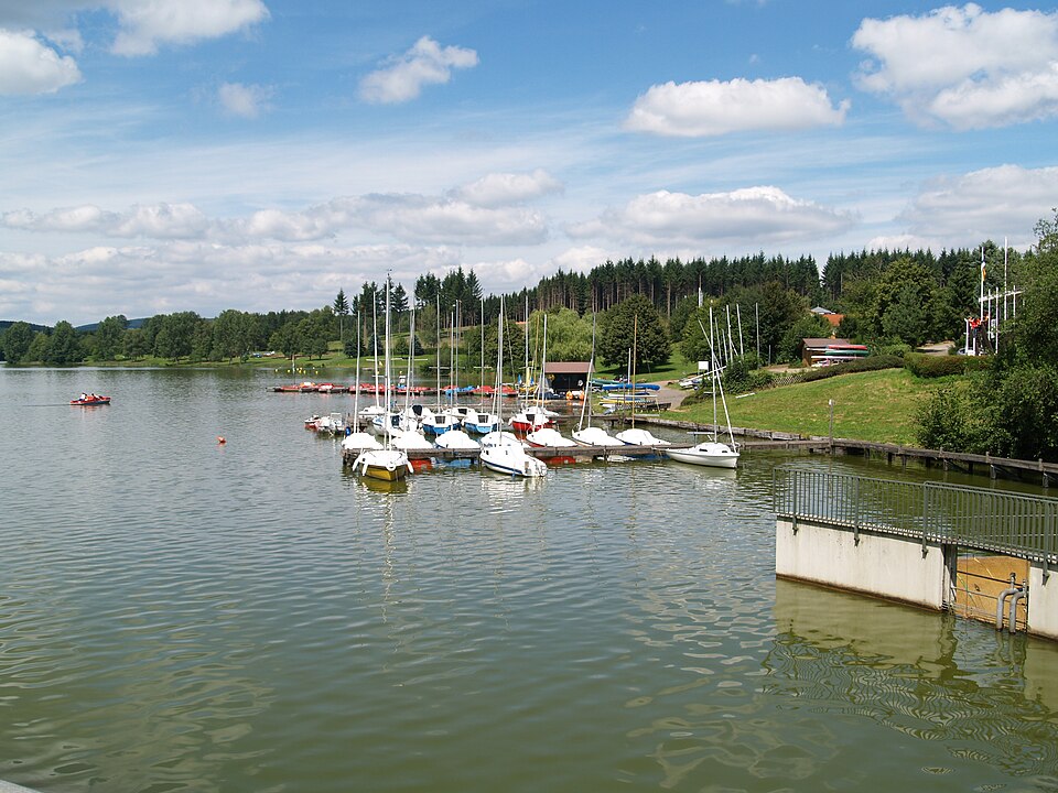 Umzug von Losheim nach Zypern per Container: Stausee Losheim