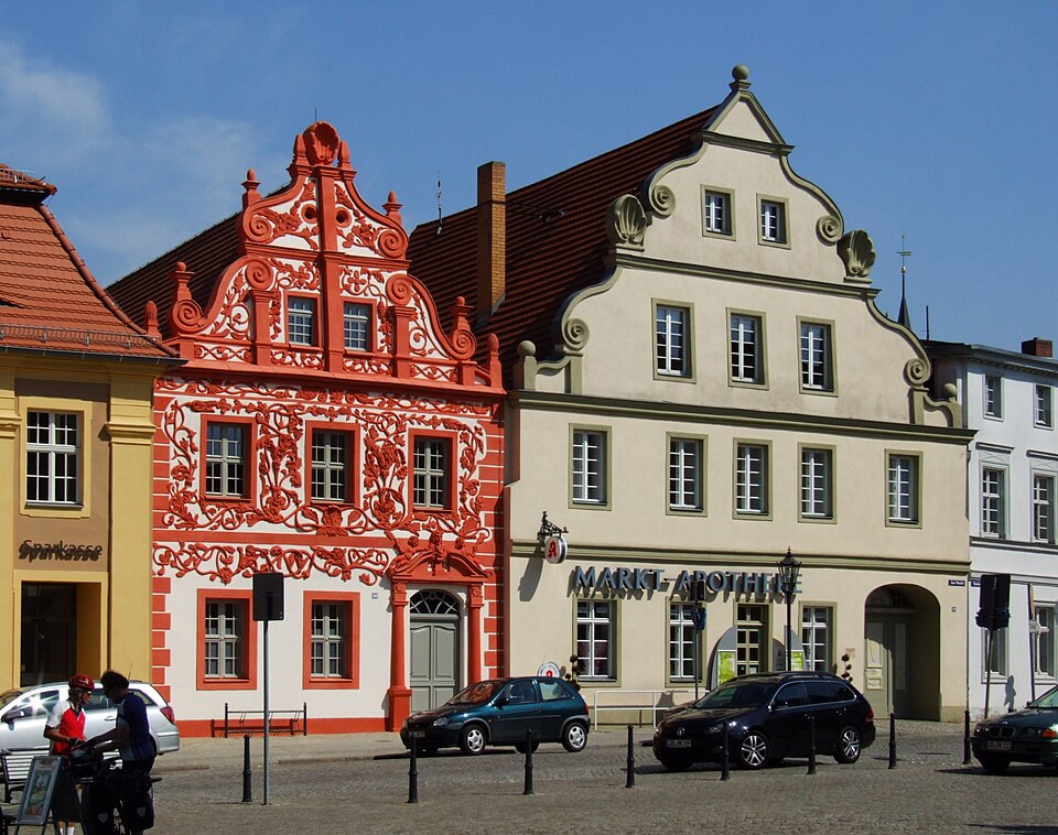 Umzug von Luckau nach Zypern per Container: Luckau (Łukow), Am Markt und