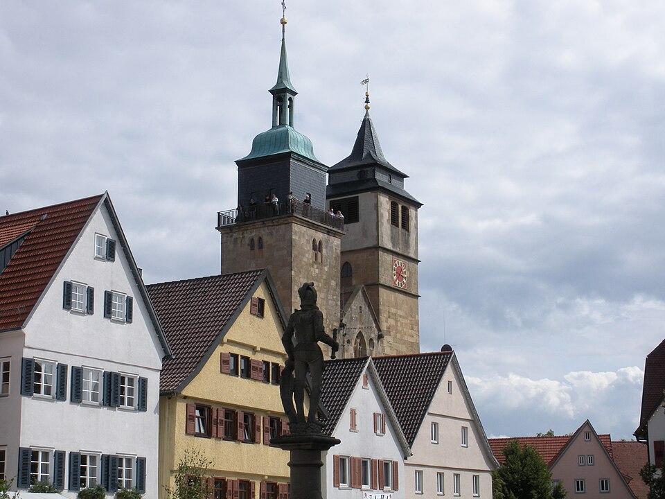 Umzug von Markgröningen nach Zypern per Palette: Markgröningen Evang. Bartholomäuskirche – Foto: Bear62, CC BY 3.0, via Wikimedia Commons Umzug von Markgröningen nach Zypern per Palette: Markgröningen Evang. Bartholomäuskirche