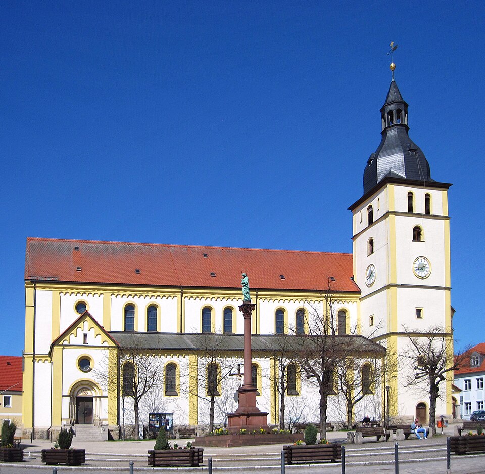 Umzug von Mitterteich nach Zypern per Container: Röm-kath Pfarrkirche St. Jakob von Turm von Wahrzeichen von Mitterteich – Foto: Wolfgang Pehlemann, CC BY-SA 3.0 de, via Wikimedia Commons Umzug von Mitterteich nach Zypern per Container: Röm-kath Pfarrkirche St. Jakob von Turm von Wahrzeichen von Mitterteich