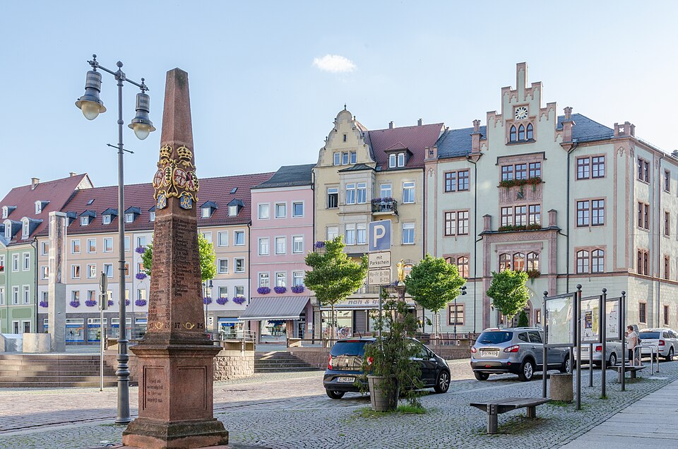 Umzug von Mittweida nach Zypern per Container: Mittweida, Markt, Postmeilensäule