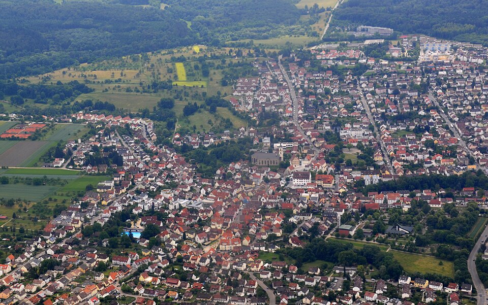 Umzug von Neuhausen auf den Fildern nach Zypern per Container: Neuhausen auf den Fildern Luftbild