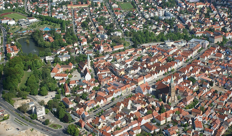 Umzug von Neumarkt in der Oberpfalz nach Zypern per Container: Neumarkt Oberpfalz in Neumarkt in der Oberpfalz