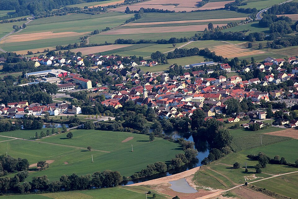 Umzug von Nittenau nach Zypern per Container: Stadtansicht Nittenau – Foto: A. Köppl, CC BY 3.0, via Wikimedia Commons Umzug von Nittenau nach Zypern per Container: Stadtansicht Nittenau