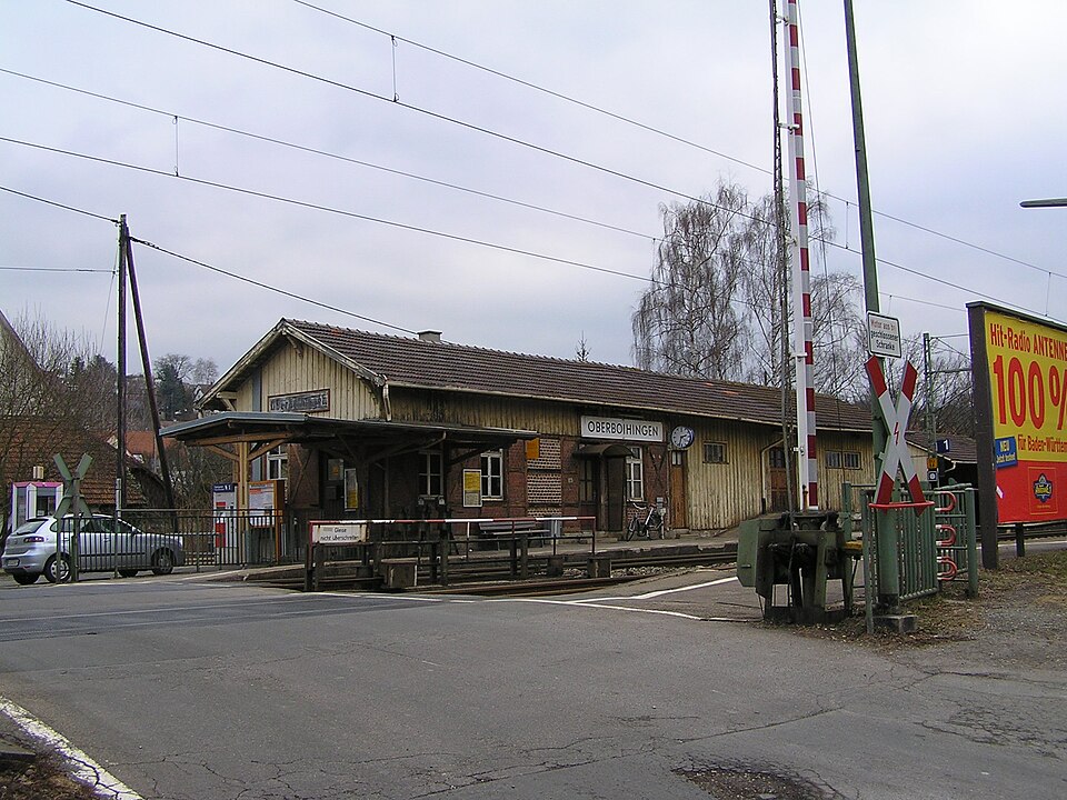 Umzug von Oberboihingen nach Zypern per Container: Bahnhof Oberboihingen Feb – Foto: Dome_de 16:58, 3. Mai 2009 (CEST), CC BY-SA 3.0, via Wikimedia Commons Umzug von Oberboihingen nach Zypern per Container: Bahnhof Oberboihingen Feb