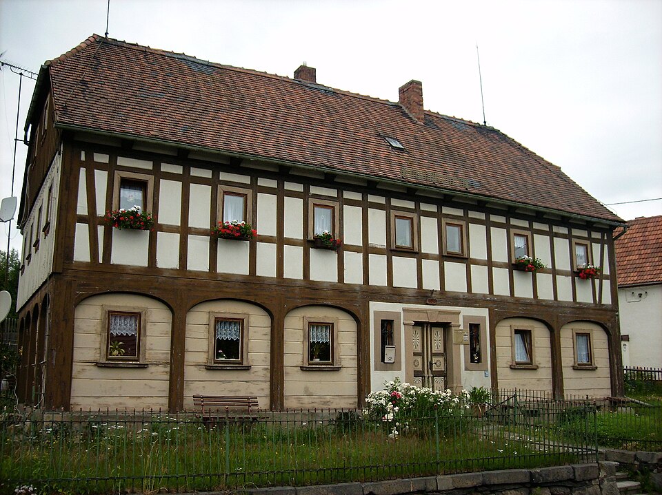 Umzug von Olbersdorf nach Zypern per Palette: Stadtansicht Olbersdorf – Foto: Jwaller, CC BY-SA 3.0, via Wikimedia Commons Umzug von Olbersdorf nach Zypern per Palette: Stadtansicht Olbersdorf