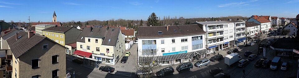 Umzug von Olching nach Zypern per Container: Olching Hauptstraße – Foto: Richard Huber, CC BY-SA 3.0, via Wikimedia Commons Umzug von Olching nach Zypern per Container: Olching Hauptstraße