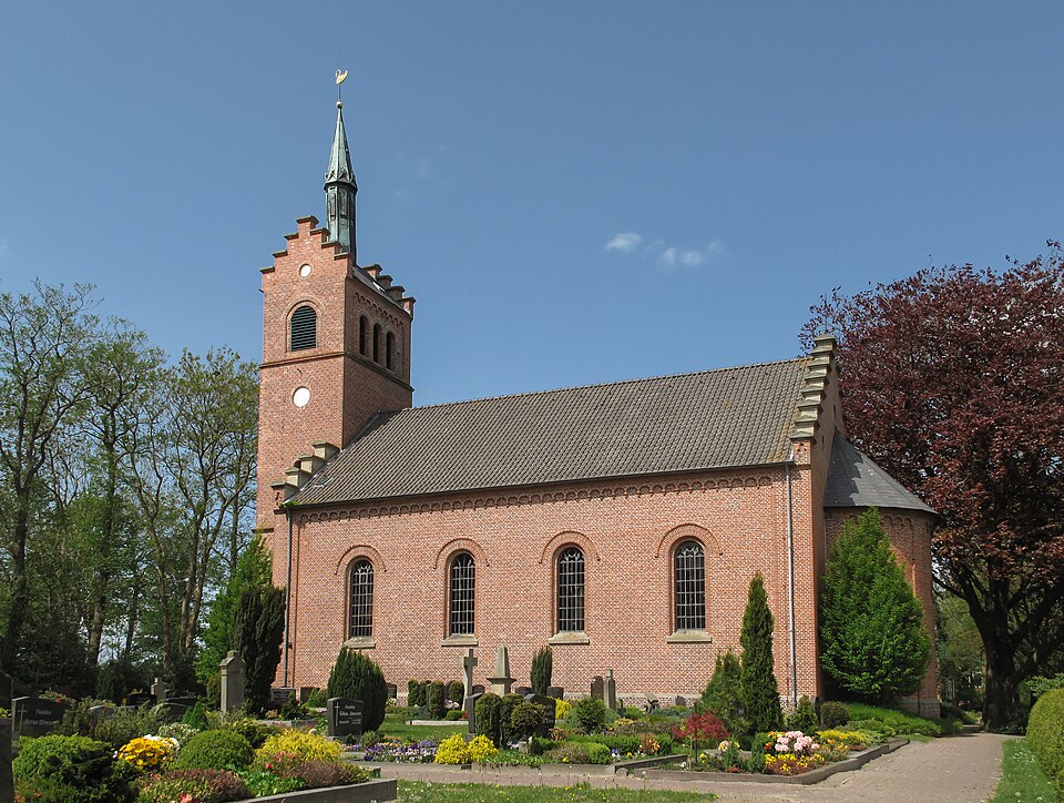 Umzug von Ostrhauderfehn nach Zypern per Container: Potshausen, Sankt Martinkirche in Ostrhauderfehn – Foto: Michielverbeek, CC BY-SA 3.0, via Wikimedia Commons Umzug von Ostrhauderfehn nach Zypern per Container: Potshausen, Sankt Martinkirche in Ostrhauderfehn