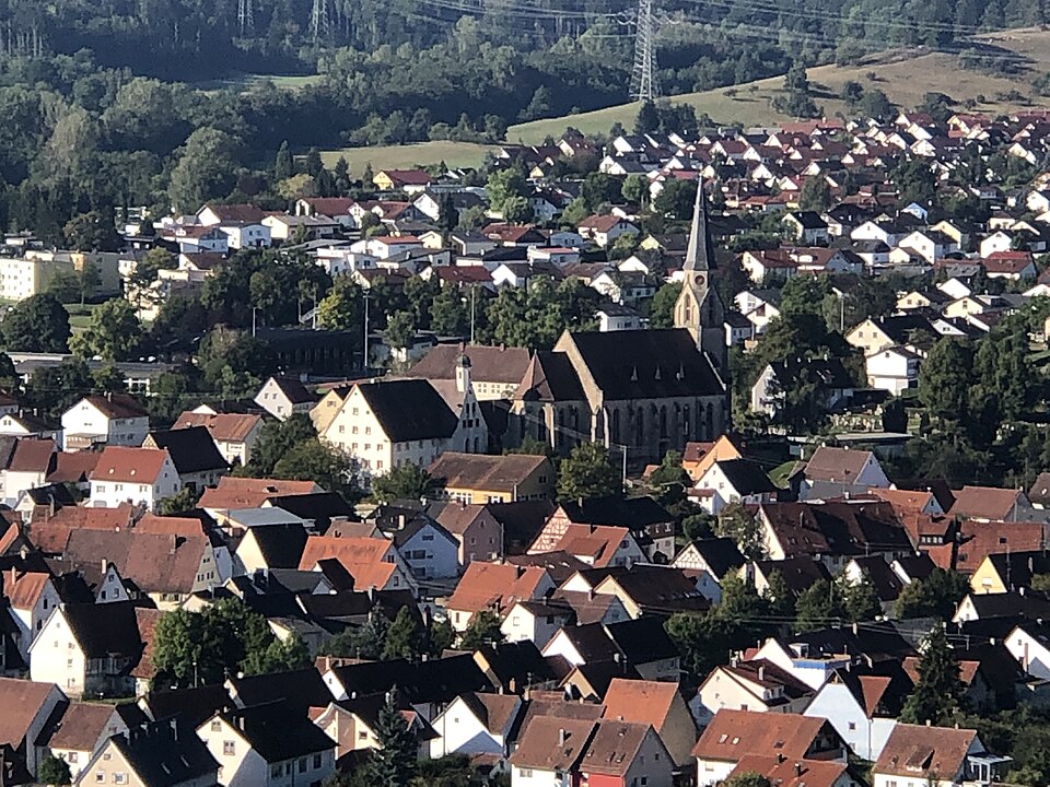 Umzug von Rangendingen nach Zypern per Container: Stadtansicht Rangendingen – Foto: Zollernalb, CC BY-SA 4.0, via Wikimedia Commons Umzug von Rangendingen nach Zypern per Container: Stadtansicht Rangendingen