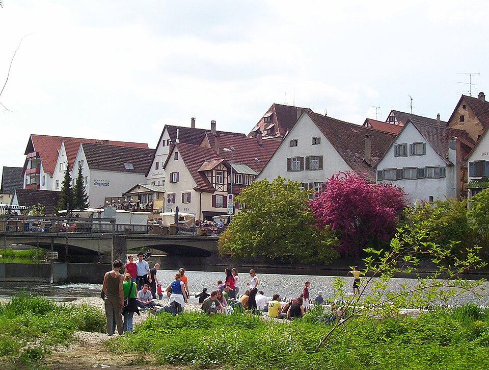 Umzug von Riedlingen nach Zypern per Container: Riedlingen Flohmarkt – Foto: Bernd Reichelt, Public domain, via Wikimedia Commons Umzug von Riedlingen nach Zypern per Container: Riedlingen Flohmarkt