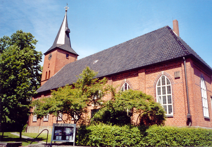 Umzug von Ritterhude nach Zypern per Container: Ritterhude Kirche – Foto: own work /selbst fotografiert, Public domain, via Wikimedia Commons Umzug von Ritterhude nach Zypern per Container: Ritterhude Kirche