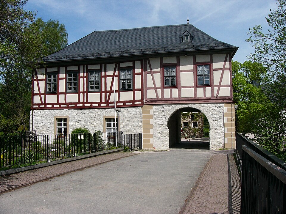 Umzug von Rodewisch nach Zypern per Container: Rodewisch Vogtl – Foto: PeterBraun74, CC BY-SA 3.0, via Wikimedia Commons Umzug von Rodewisch nach Zypern per Container: Rodewisch Vogtl